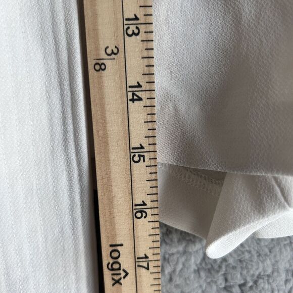 1. STATE The Fleur Ivory Textured Crepe Tie Waist Short Size 12 - Picture 10 of 14